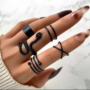 Set of black rings